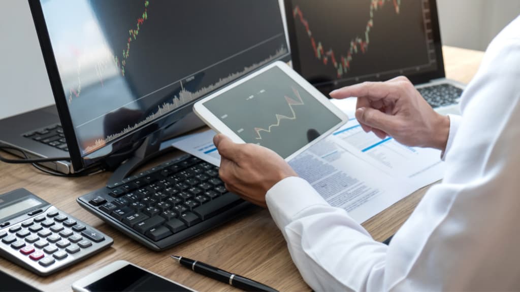 How Choosing the Right Forex Broker Can Save You Time and Boost Profits