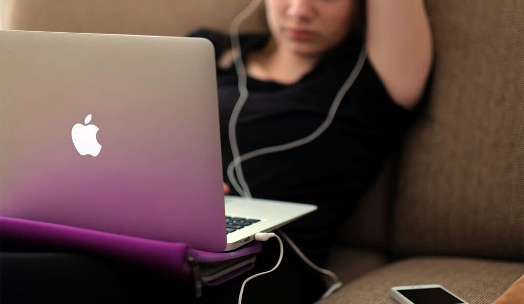 How to Beat Procrastination with Digital Habits
